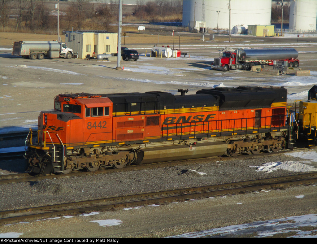 BNSF 8442